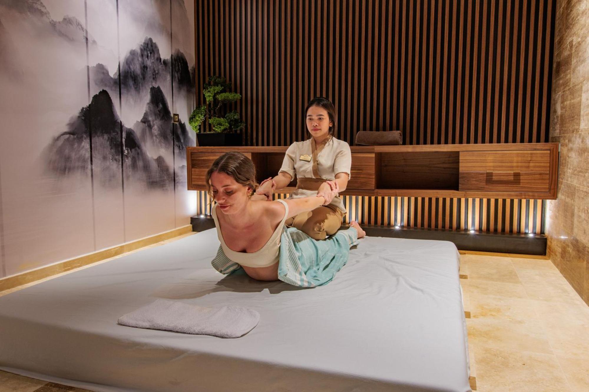 Anadolu Hotels Esenboga Thermal 外观 照片